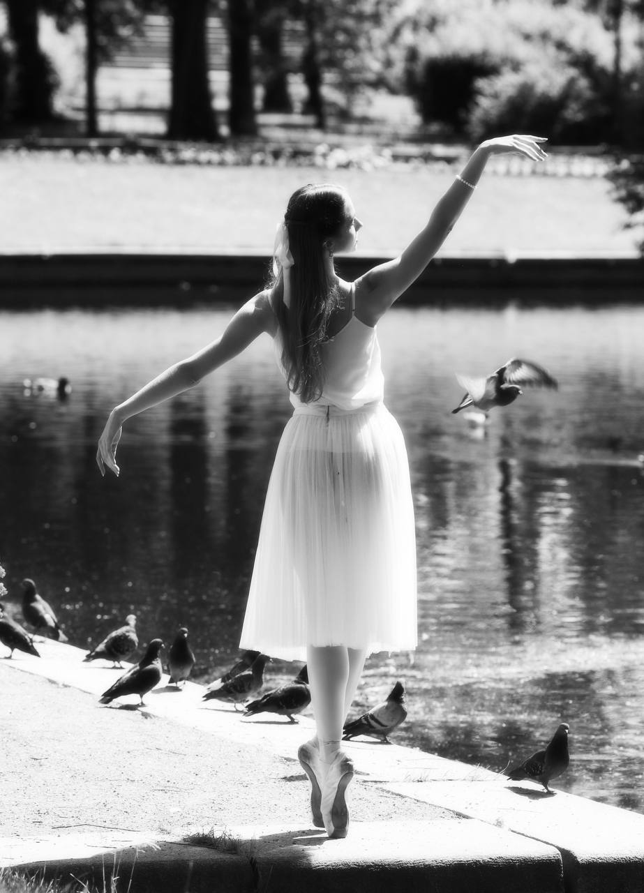 2024: L’elfe de la forêt: Anna Shishanova par Julia&nbsp;Sumzina